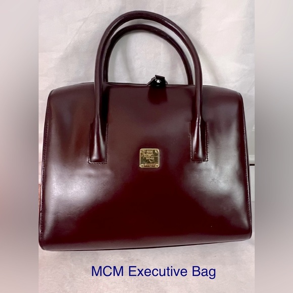 MCM Executive/Work Bag - Burgundy Leather Material - RARE VINTAGE - Picture 2 of 13